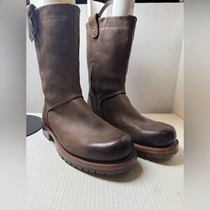 Dr. Martens Unisex Leather Granite Rigger Boot, Dark Brown